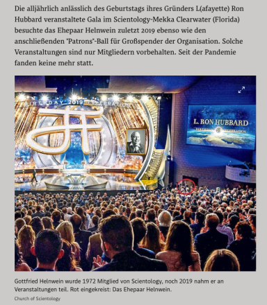 Gottfried Helnwein wurde 1972 Mitglied von Scientology, noch 2019 nahm er an Veranstaltungen teil. Rot eingekreist: Das Ehepaar Helnwein.