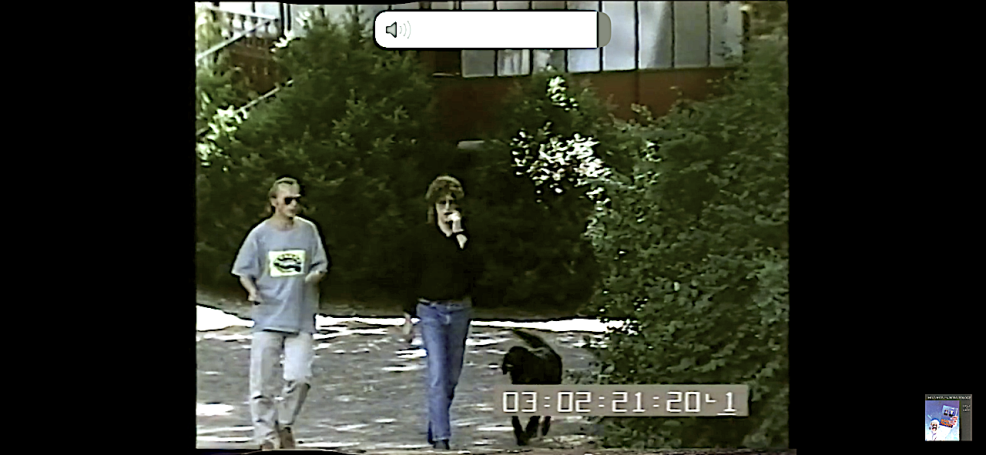 Auf dem Burggelände - Peter Reichelt und Gottfried Helnwein